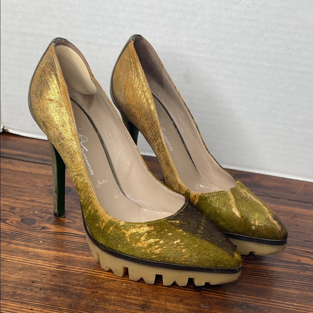 Donald J Pliner Signature gold metallic calfhair platform heels